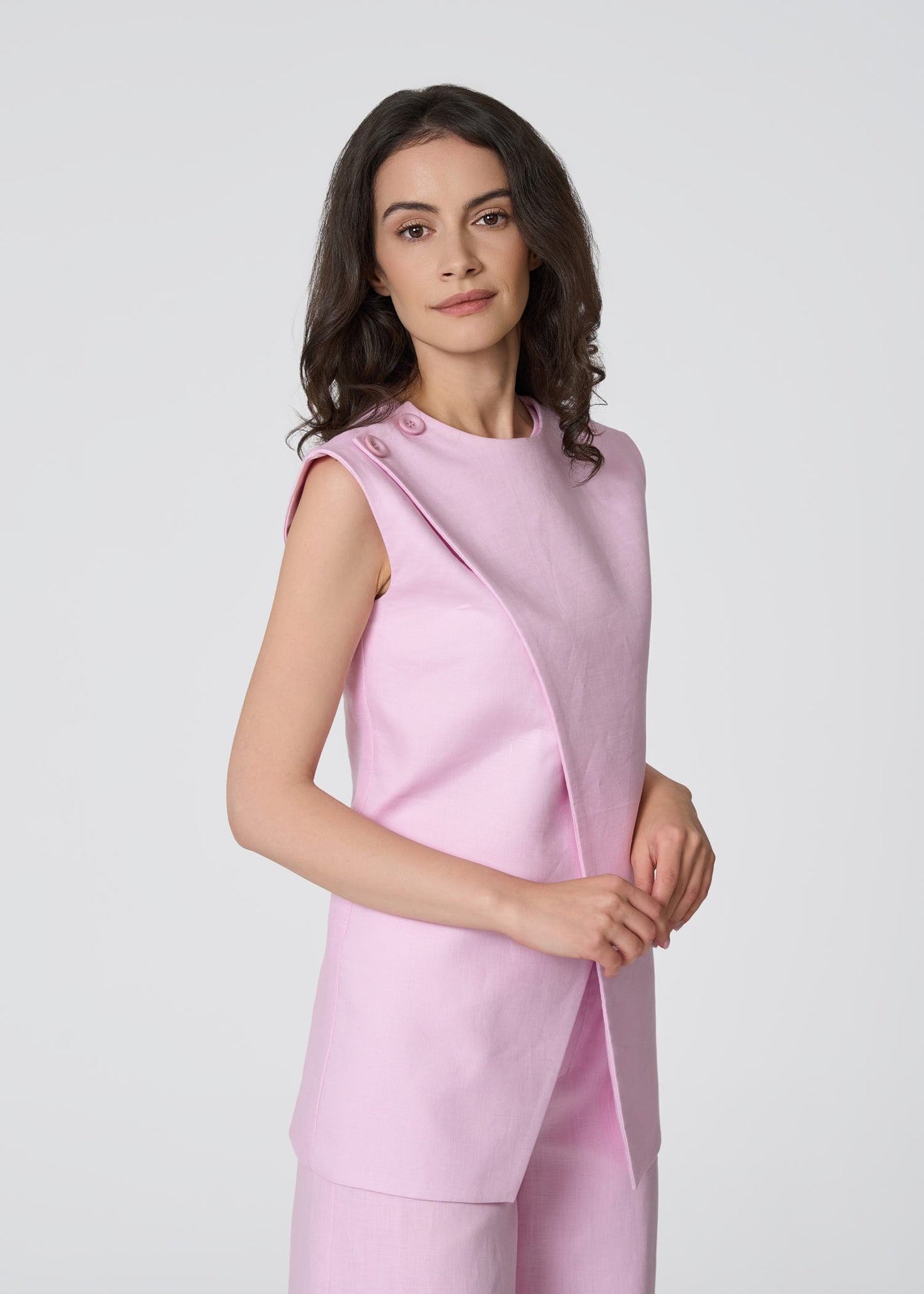 Linen Tailored Bermuda Shorts- Pink