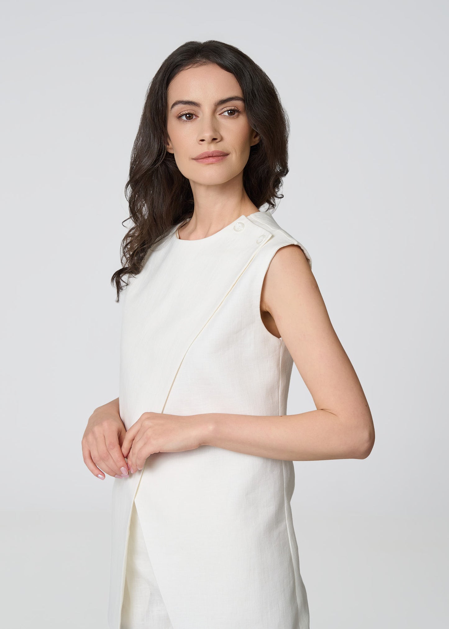 Scarlet Aura Linen Set- Ivory