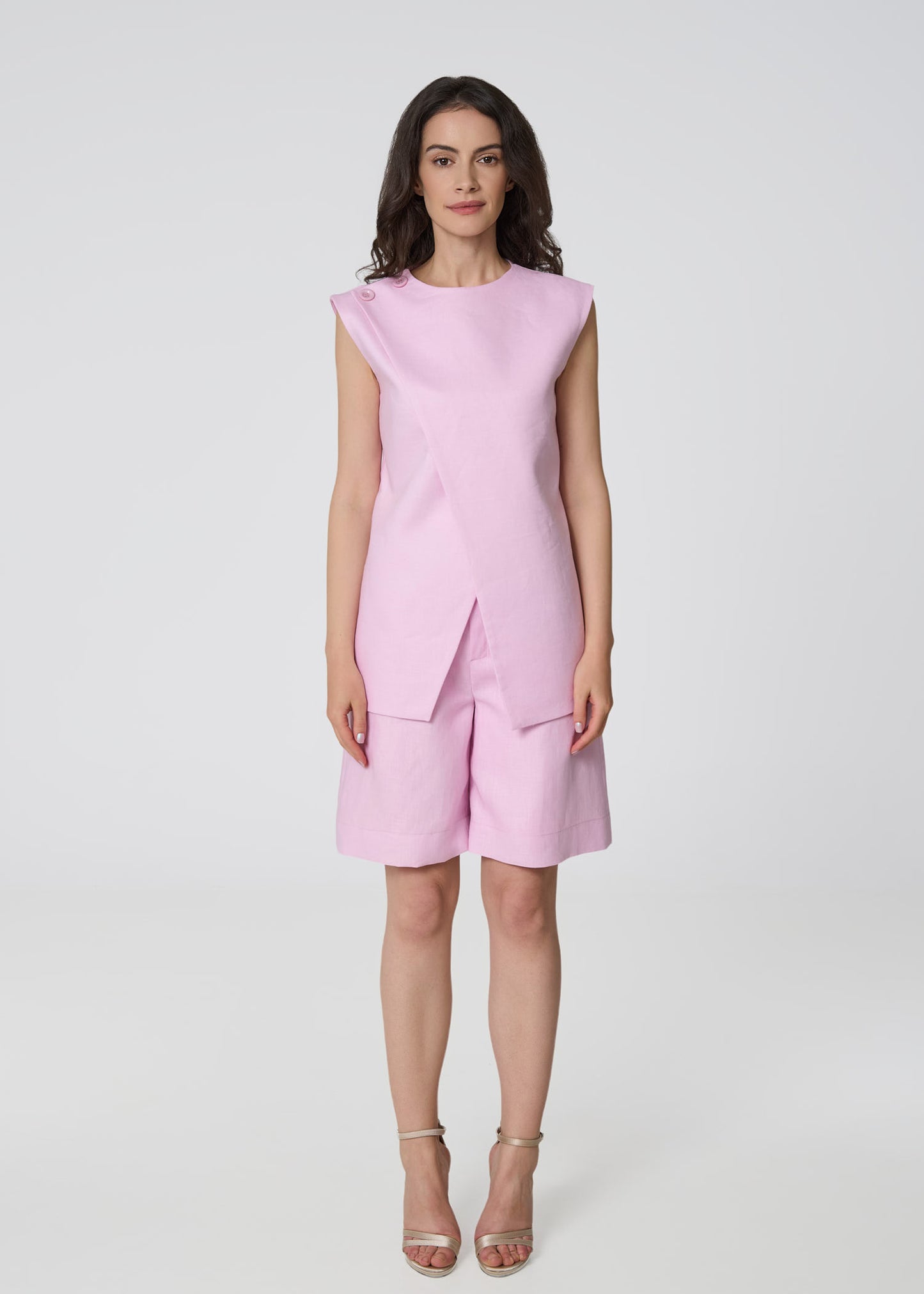 Linen Tailored Bermuda Shorts- Pink