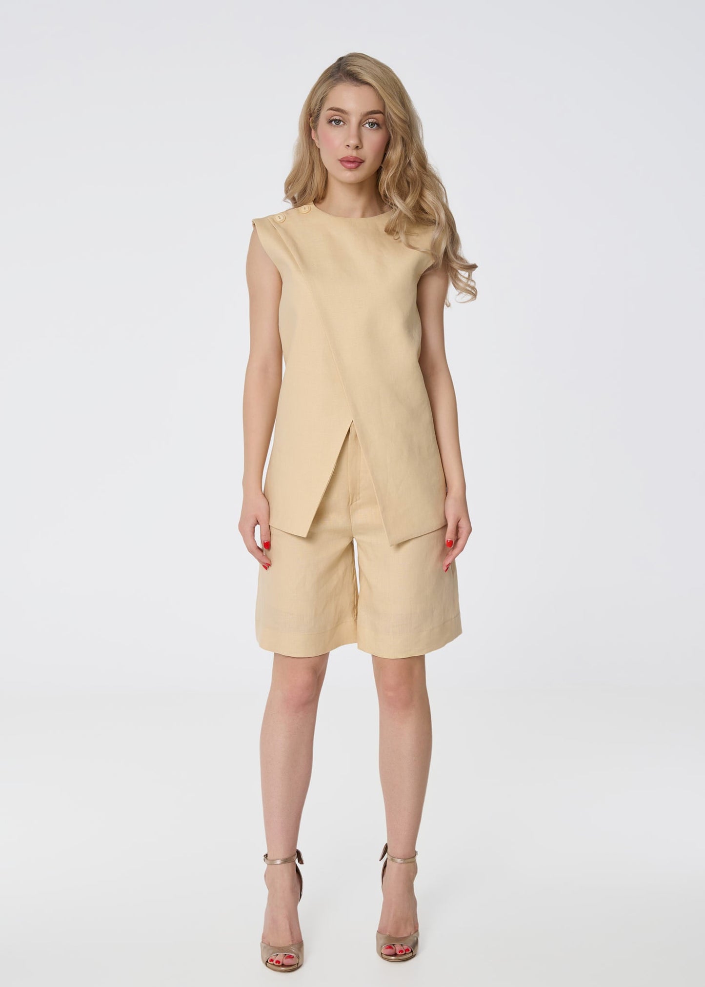 Linen Tailored Bermuda Shorts - Beige - GIORGIA LUCASI