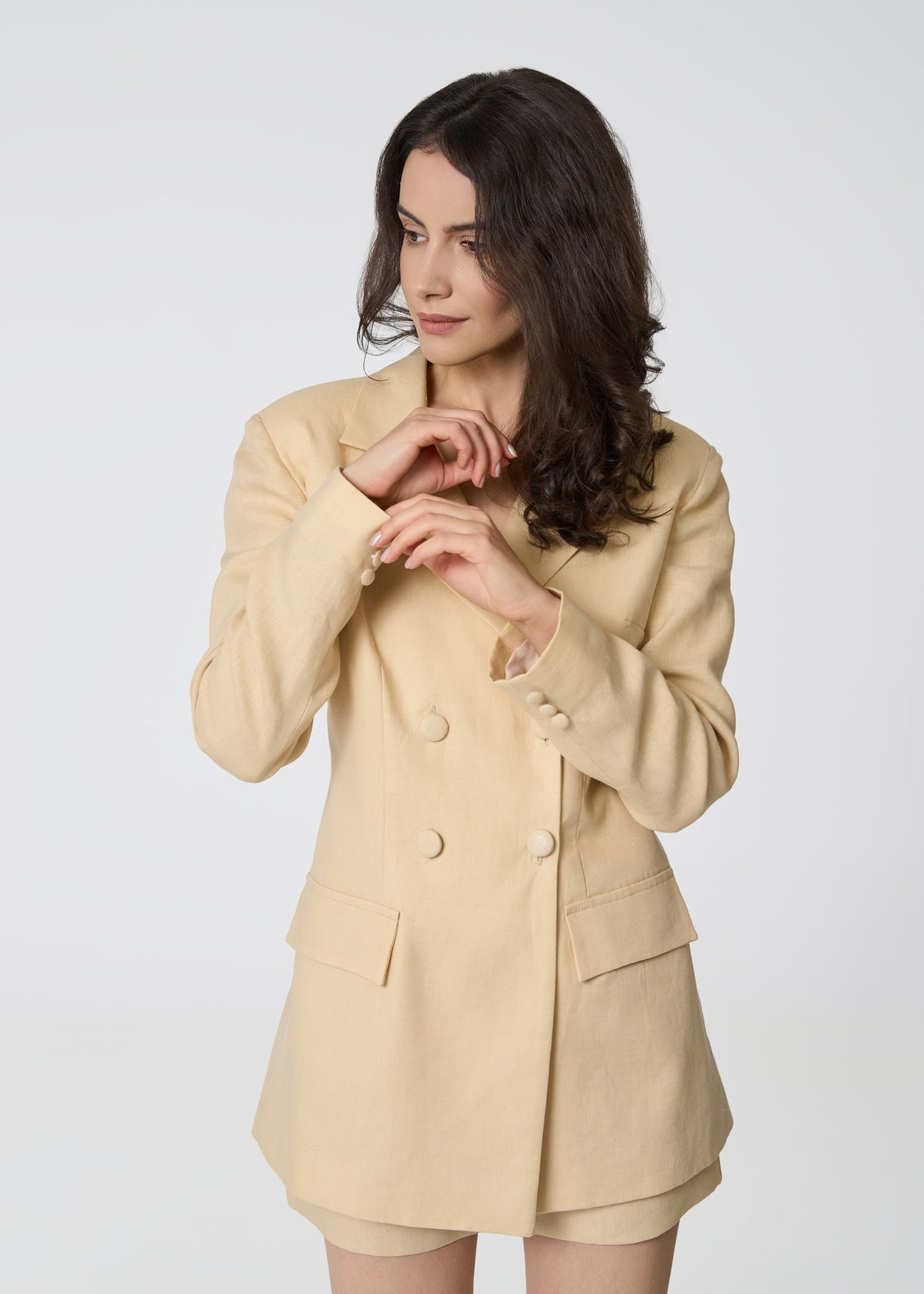 Timeless Tailored Linen Shorts- Beige